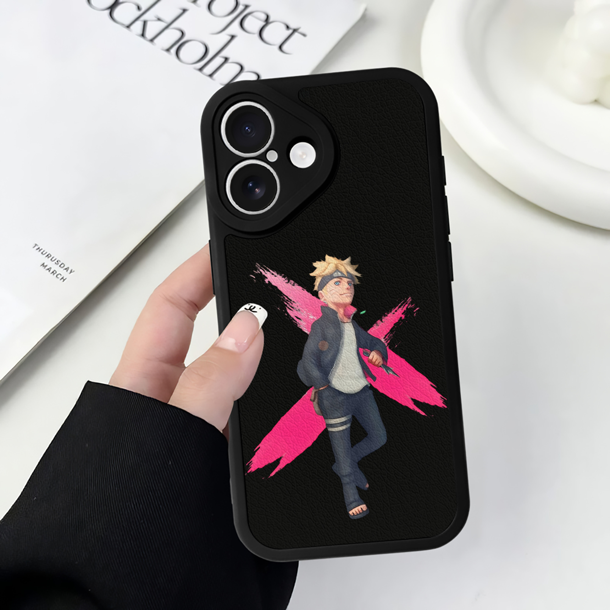 （画像用） NARUTO -ナルト- うずまき ボルト Uzumaki Boruto 【iPhone 16シリーズ対応】シリコンスマホケース（レザー調） 材質：シリコン